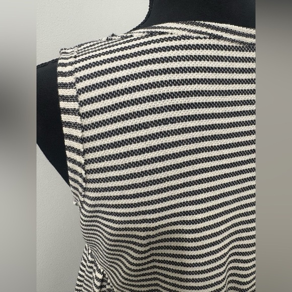 Ces Femme Black and White Striped Blouse NWOT - Picture 8 of 10